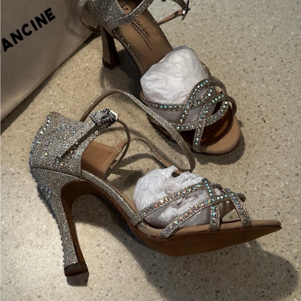 Women’s DANCINE Sandals Salsa Ballroom Dance Shoes Size 8 Rhinestones - Picture 4 of 11